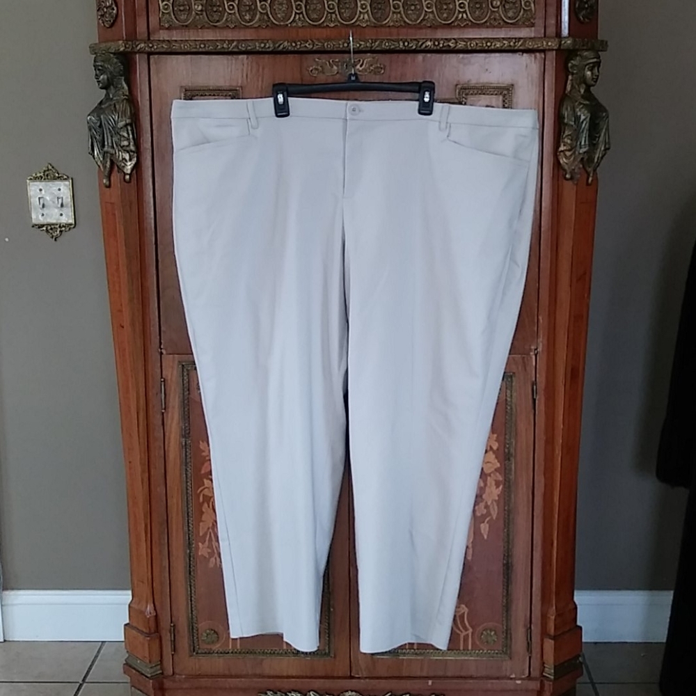 0413 CJ Banks Slacks